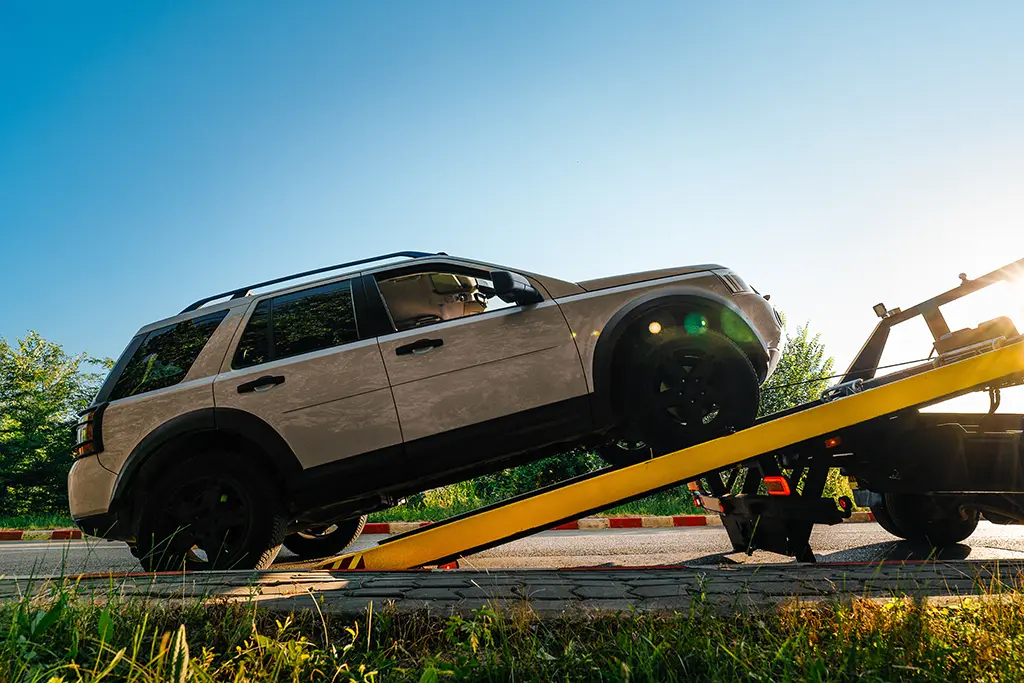 towing & roadside assistance Bartelso IL